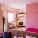Efi's Appartement *